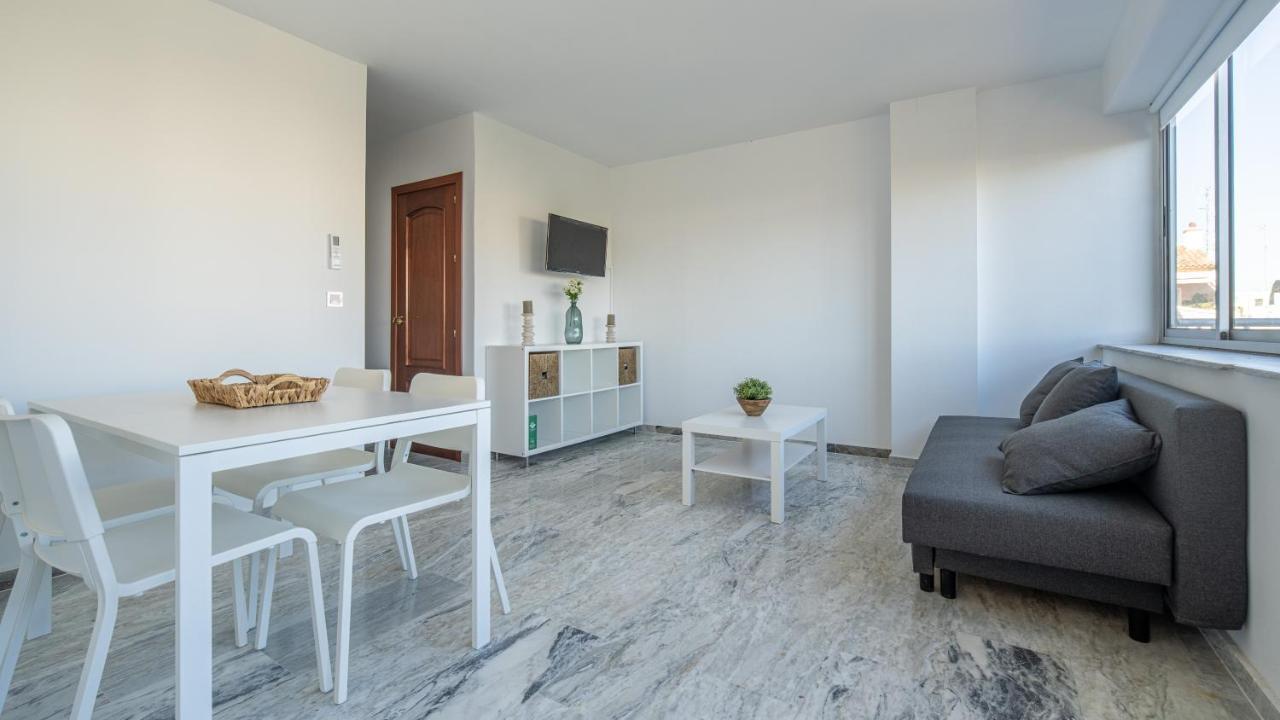 Conjunto De Apartamentos Antiguo Palacio Hotel Paris Huelva Ngoại thất bức ảnh