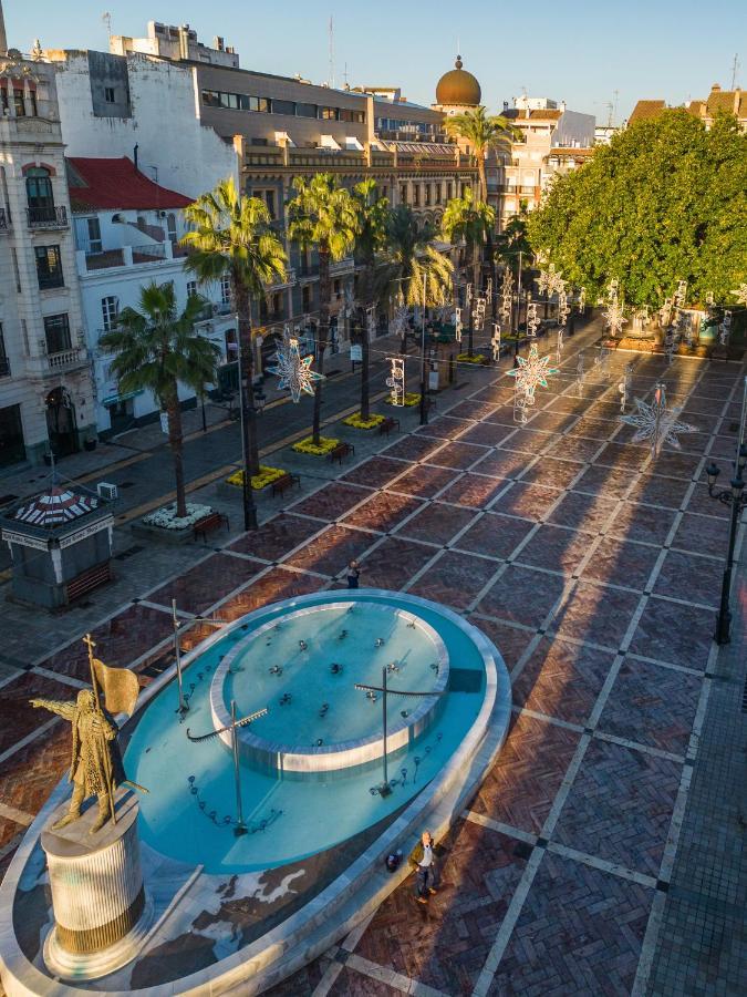 Conjunto De Apartamentos Antiguo Palacio Hotel Paris Huelva Ngoại thất bức ảnh