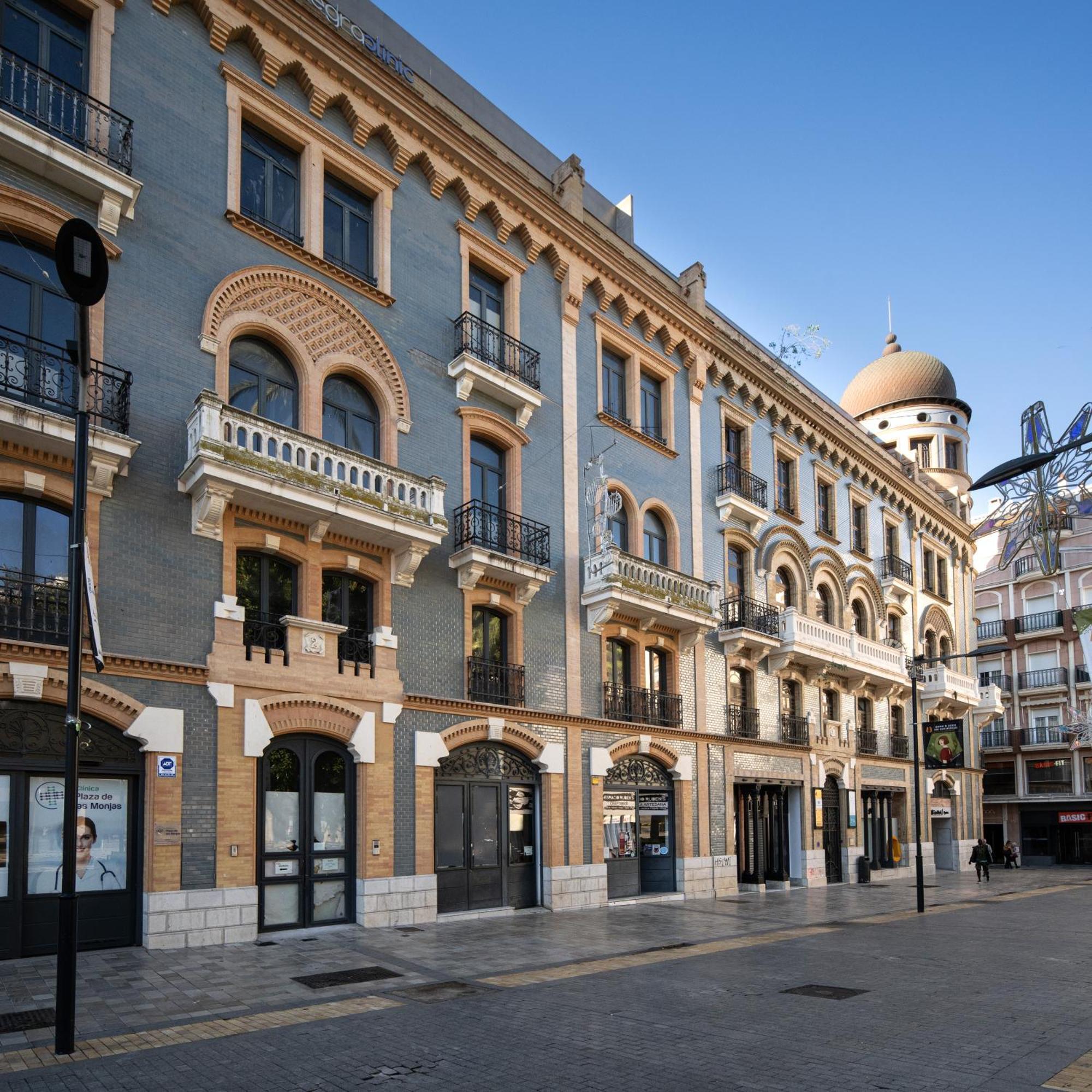 Conjunto De Apartamentos Antiguo Palacio Hotel Paris Huelva Ngoại thất bức ảnh