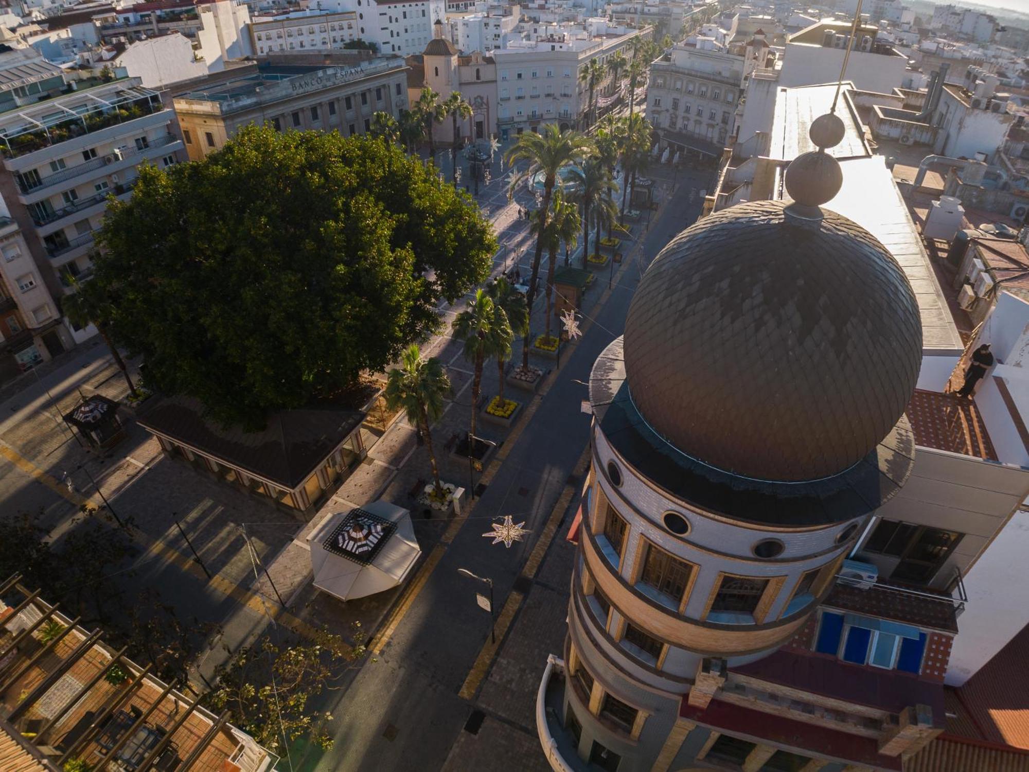 Conjunto De Apartamentos Antiguo Palacio Hotel Paris Huelva Ngoại thất bức ảnh